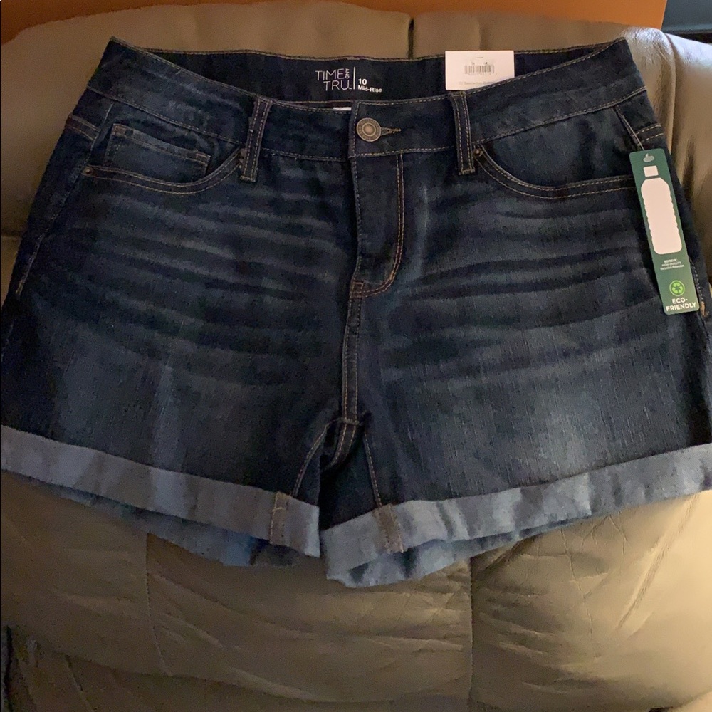 Women’s shorts (NWT)